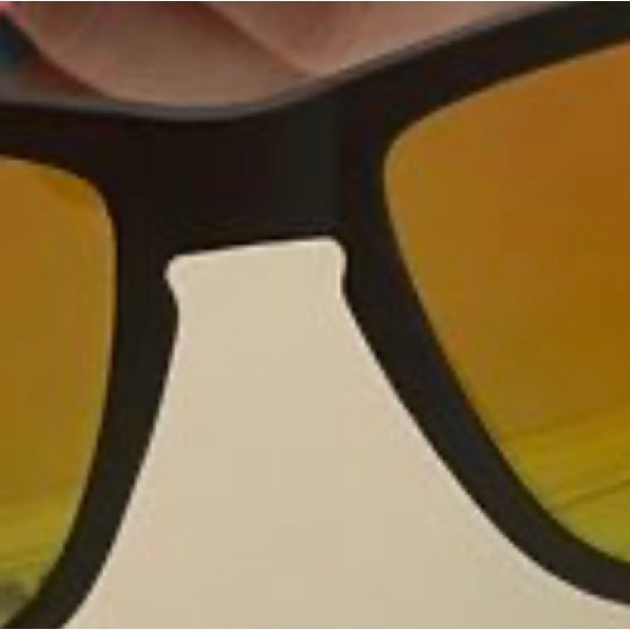 Sunglasses Quiksilver like - Picture 4 of 4